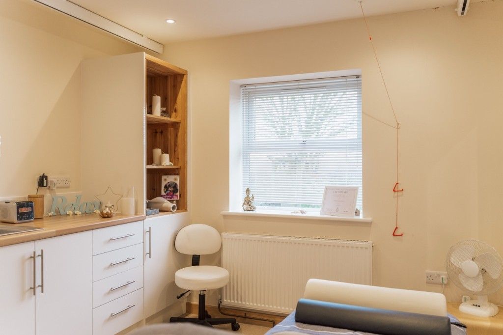 Complementary therapy suite with specialist bathing equipment
